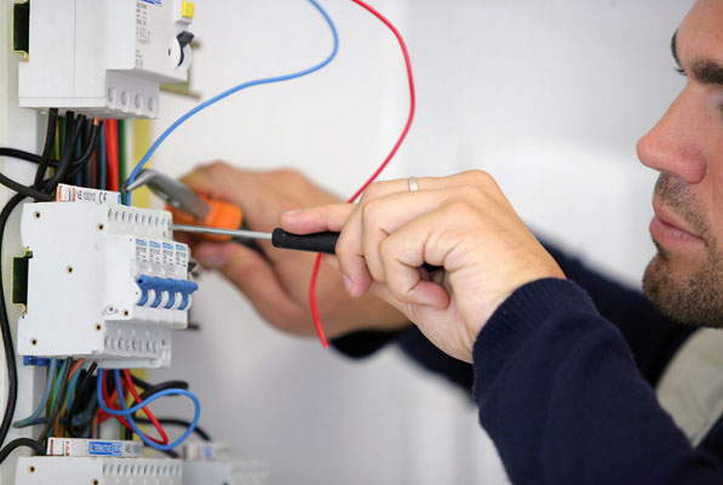 Impianti Elettrici IMT Service La spezia